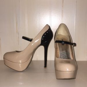 Charlotte Russe Mary cream and black heels